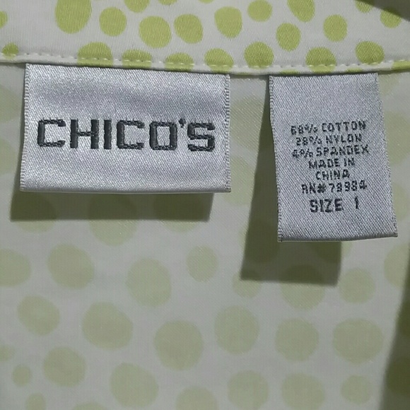 CLEARANCE /Make an offer! Chicos zip front lightweight Top Sz 1 - Picture 3 of 5